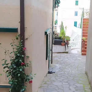 https://casa-alice-rio-nellelba.it-tuscanyhotel.com